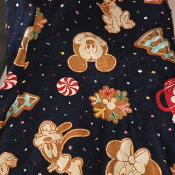 Old Navy Disney Holiday Pajama Pants - Picture 2 of 4